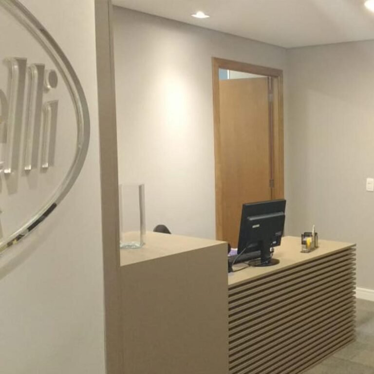 Projeto e retrofit do escritório da Spinelli Comercial e Participações na Av. Faria Lima